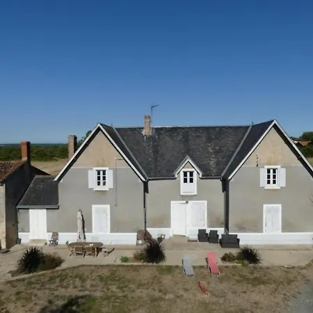 Logis Dezamy D'hotes 3*